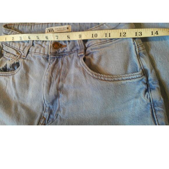 Zara Women’s High Rise Mom Jeans Size 4 Light Wash Tapered Leg Denim - Picture 11 of 12
